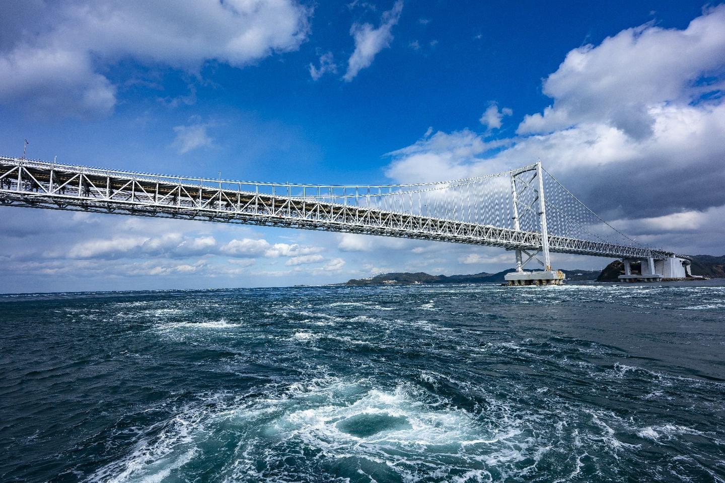 鳴門 煌めく海のリゾートと美術館の画像