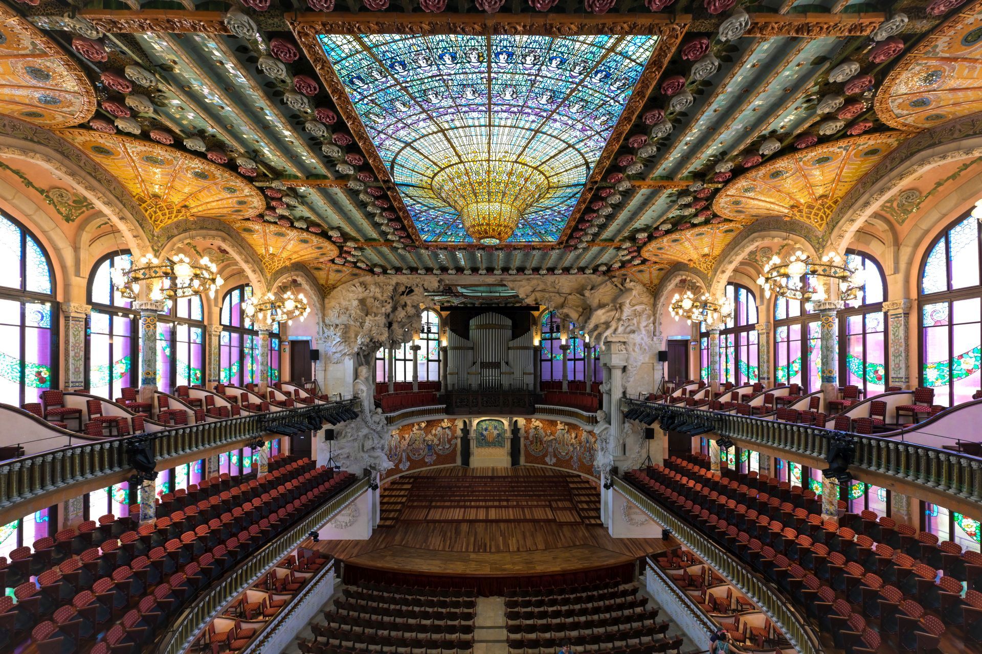バルセロナ 芸術と美酒を味わう街歩きのイメージ1